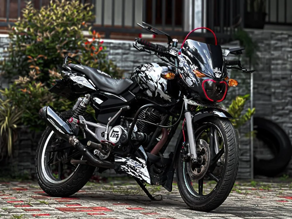 Custom bike stickering and lamination wrap